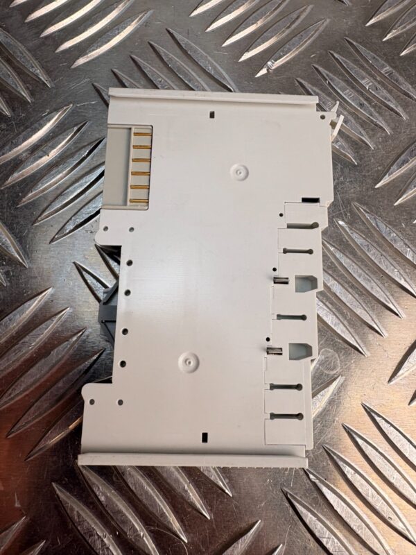 10-1012.jpg Beckhoff EL9189 Potential Distribution Terminal 16x 0V PLC EtherCAT Module