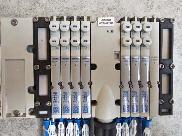 10-1033.jpg Festo CPX Pneumatic & Electrical Valve Terminal System w/ VMPA1 Modules