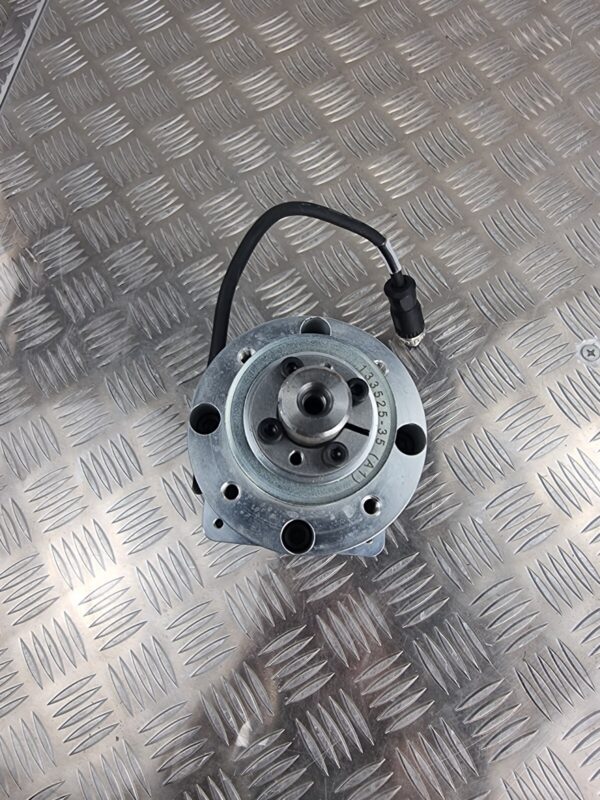 10-1049.jpg Beckhoff AS1060-0000 stepper motor with AG1000 PM81.4.06-01