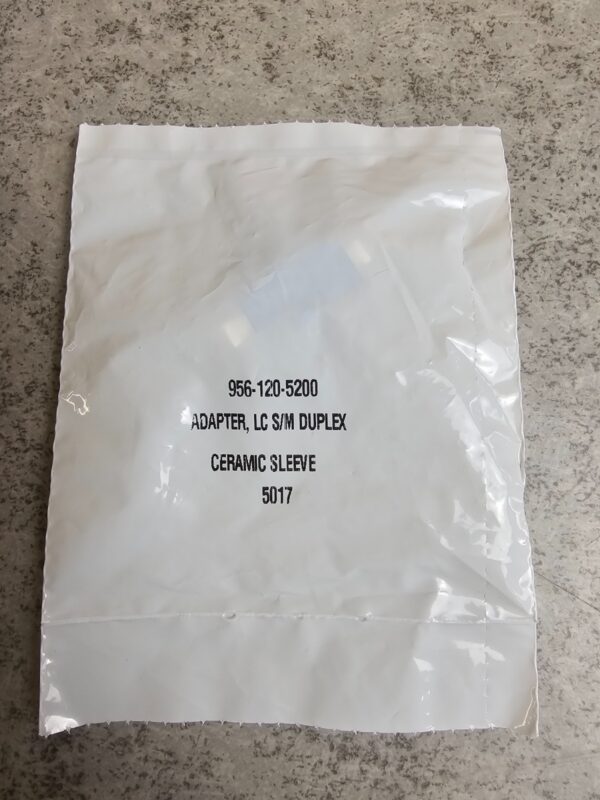 10-1063.jpg Amphenol LC Duplex Fiber Optic Adapter – SM, Ceramic Sleeve