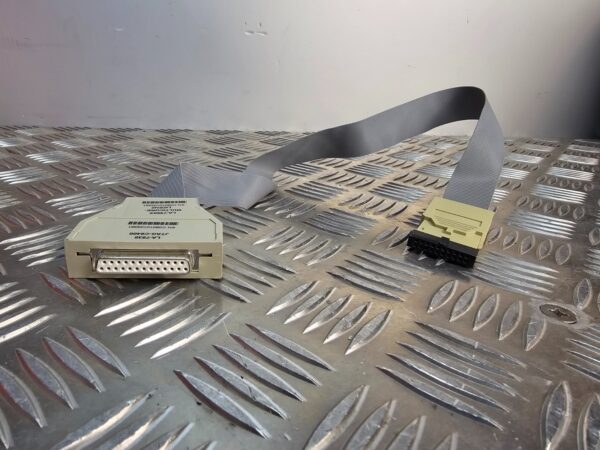 10-1109.jpg Lauterbach LA-7838 JTAG Cable C6400 + LA-7960X Multicore