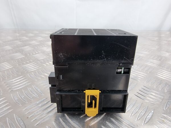 10-1114.jpg OMRON CJ1W PA205R Power supply