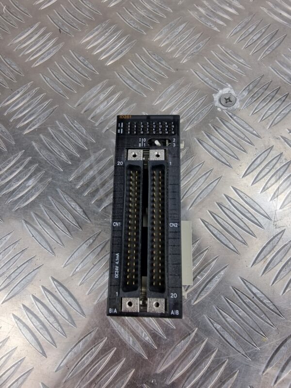 10-1124.jpg Omron CJ1W-ID261 Module PLC
