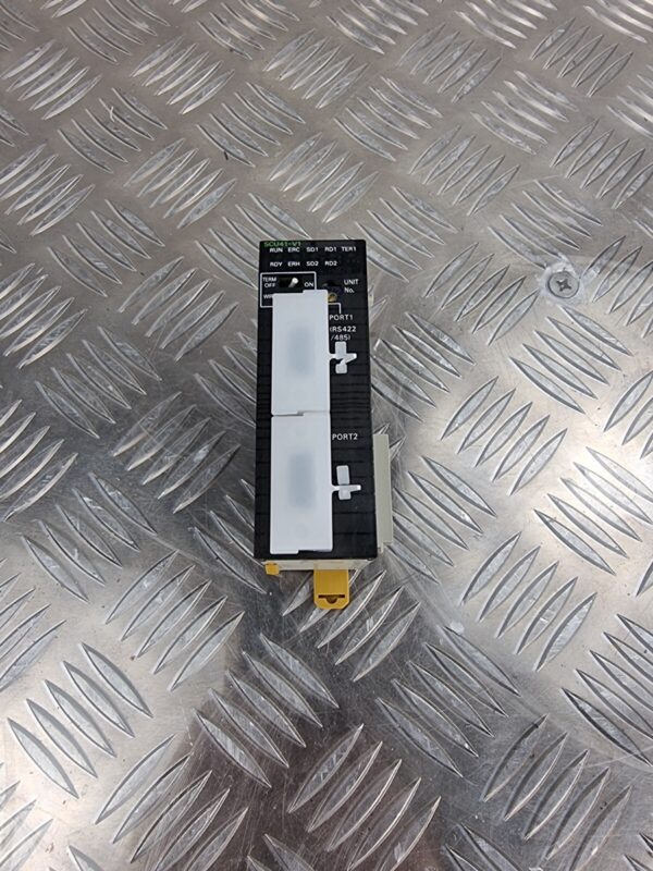 10-1136.jpg Omron Serial Communication Unit (CJ1W-SCU41-V1)