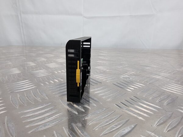 10-1140.jpg Omron CJ1W-TER01