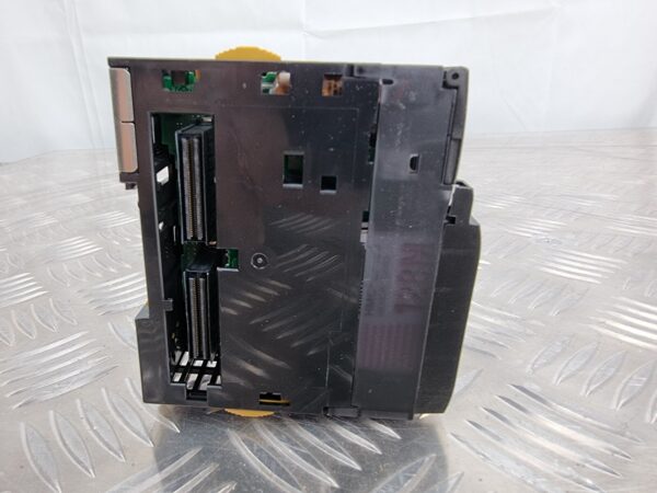 10-1148.jpg Omron CJ2M-CPU15 CPU (Central Processing Unit)