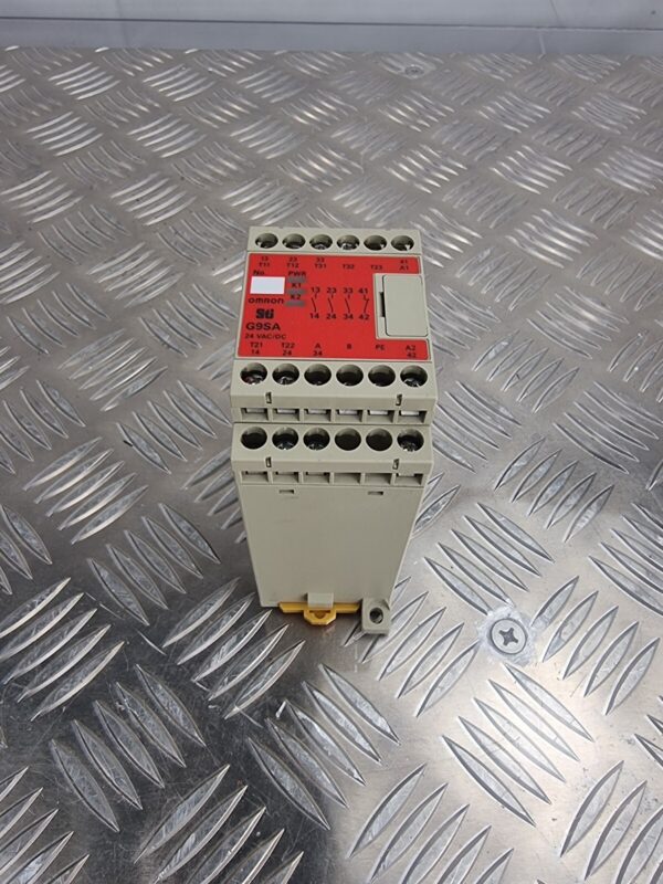 Omron G9SA-301 Safety Relay Unit