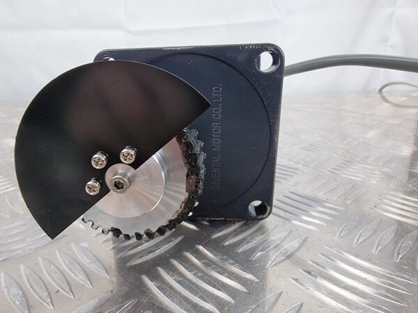 10-1161.jpg ORIENTAL MOTOR 5IK90GU-SW GEAR HEAD 5GU180KBH