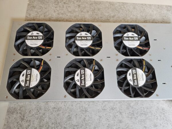10-1290.jpg Juniper FANTRAY-MX480-HC High Capacity Fan Tray for MX480