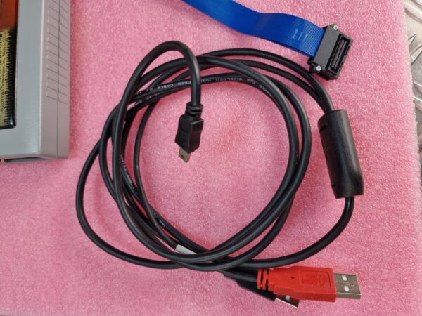 10-130.jpg Blackhawk XDS560v2 System Trace JTAG Emulator + Adapters
