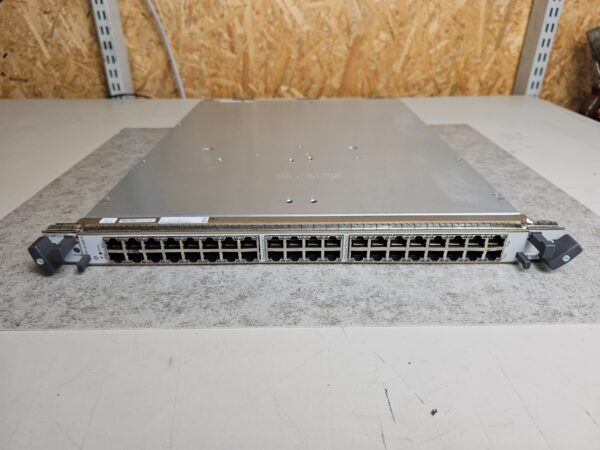 10-1317.jpg Juniper MX-MPC2-3D w/ MIC-3D-40GE-TX-C 40x 1GbE RJ-45 Line Card