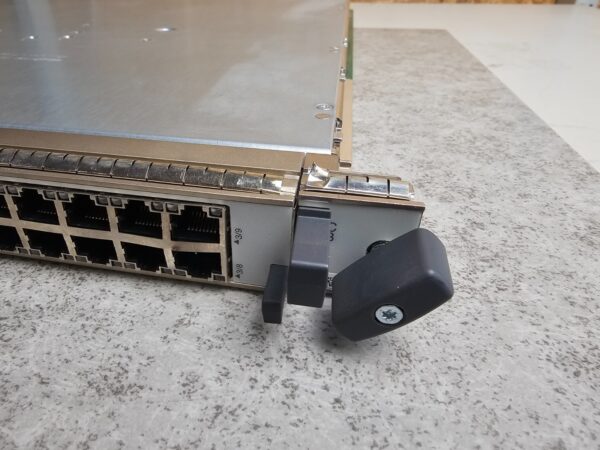 10-1321.jpg Juniper MX-MPC2-3D w/ MIC-3D-40GE-TX-C 40x 1GbE RJ-45 Line Card