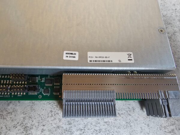 10-1324.jpg Juniper MX-MPC2-3D w/ MIC-3D-40GE-TX-C 40x 1GbE RJ-45 Line Card