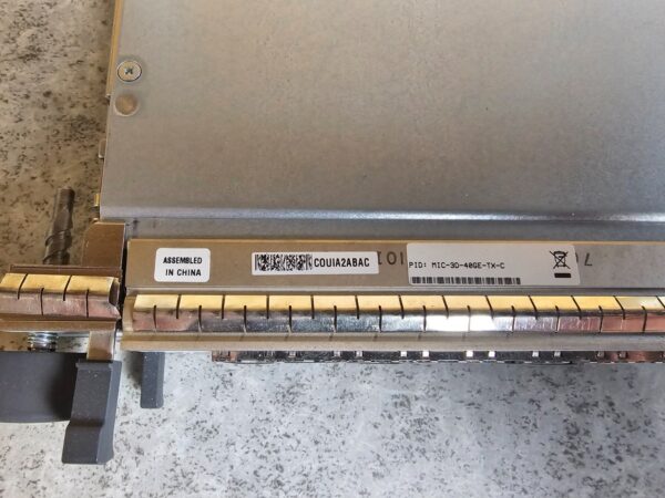 Juniper MX-MPC1E-3D w/ MIC-3D-40GE-TX-C – 40x 1GbE RJ45