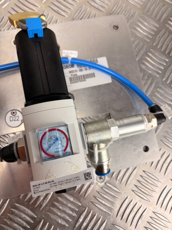 10-1337.jpg Festo MS6-LR-1/2-D6-RG-AS Pneumatic Air Regulator + Solenoid Valve Assembly Unit