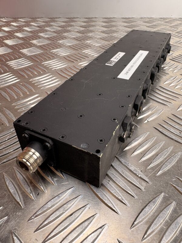 10-1398.jpg RF Multi Port Combiner Filter 1800-2300 MHz Telecom Antenna Distribution Unit