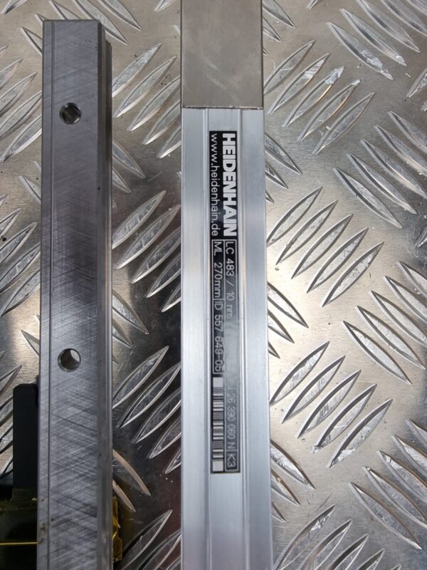 10-144.jpg IDAM MP015536 Linear Motor with Heidenhain LC483 10nm Glass Scale – 270mm Travel