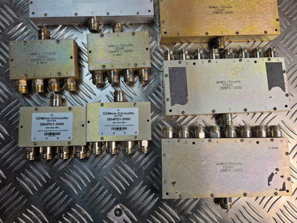 10-148.png Mini-Circuits Power Divider Lot (10pcs) – ZBPD-2000 & ZB4PD1-2000