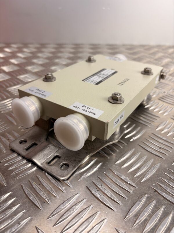 10-1482.jpg Kathrein 793362 RF Diplexer Combiner 800-1000 / 1700-2170 MHz N-Type Germany