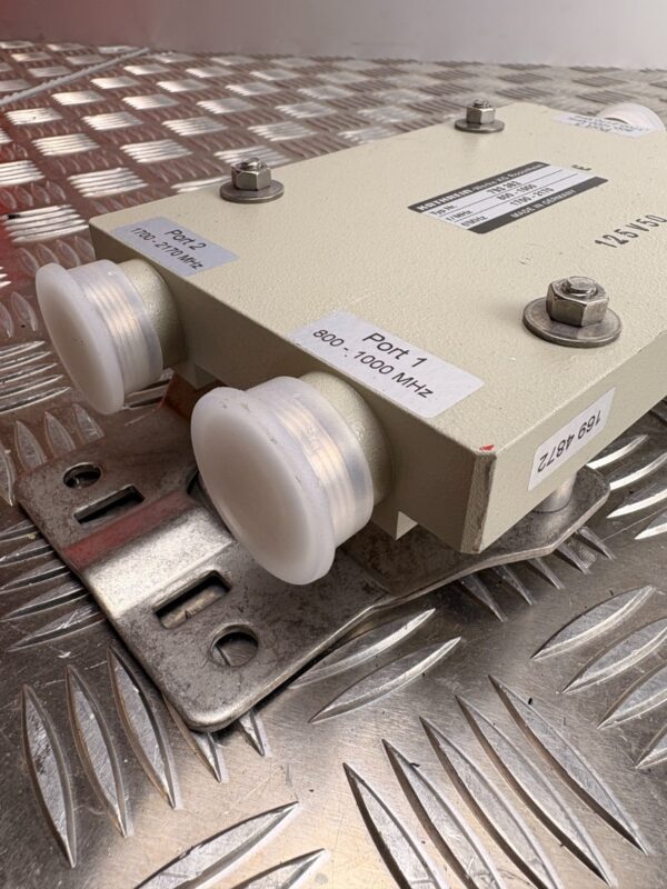 10-1485.jpg Kathrein 793362 RF Diplexer Combiner 800-1000 / 1700-2170 MHz N-Type Germany
