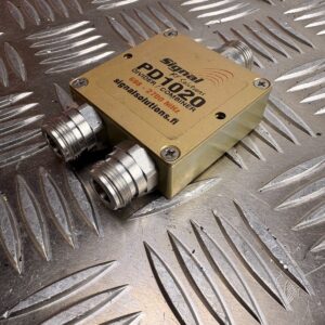 10-1535.jpg Signal RF Solutions PD1020 Divider Combiner 698-2700 MHz RF Power Splitter