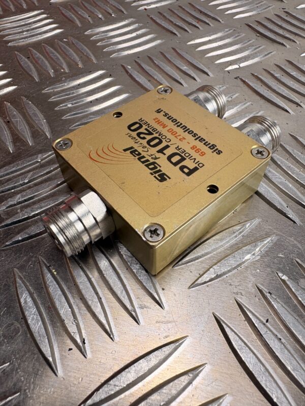 10-1537.jpg Signal RF Solutions PD1020 Divider Combiner 698-2700 MHz RF Power Splitter