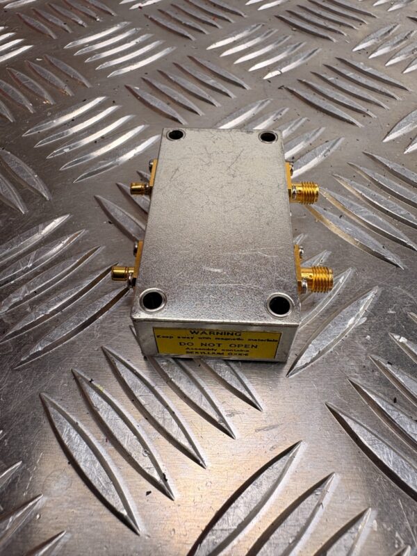 10-1543.jpg Philips 2722 162 08911 RF Power Divider 1805-1880 MHz 4 Way Splitter