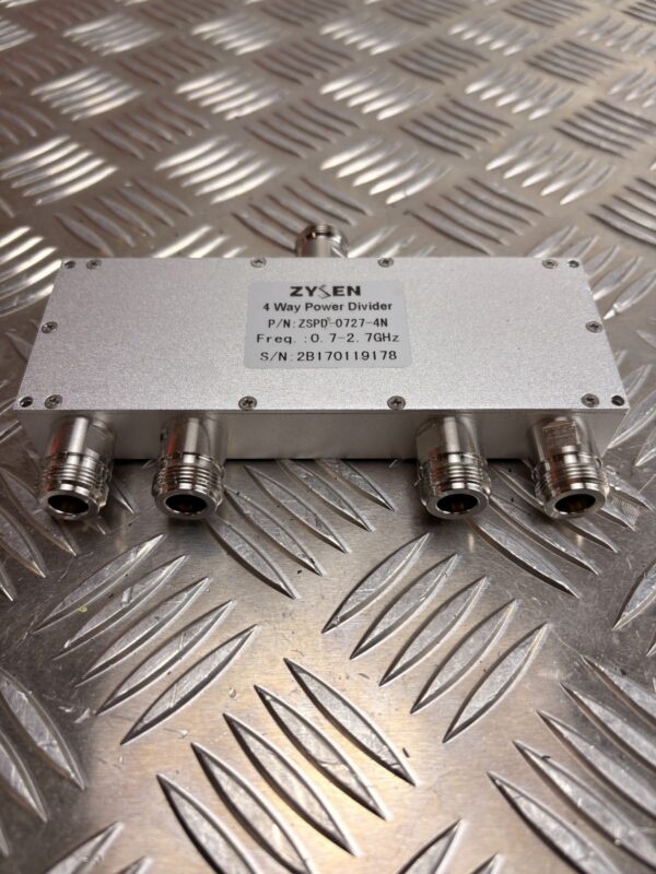 10-1558.jpg ZYSEN ZSPD-0727-4N 4 Way Power Divider 0.7–2.7GHz RF Splitter N Type