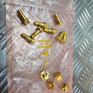 10-1673.jpg HUBER+SUHNER SMA Panel Mount & Gold RF Connector Lot – 12pcs