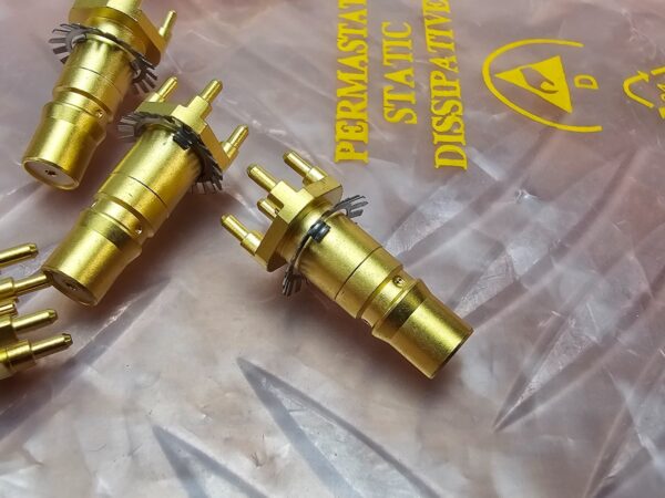 10-1677.jpg HUBER+SUHNER SMA Panel Mount & Gold RF Connector Lot – 12pcs