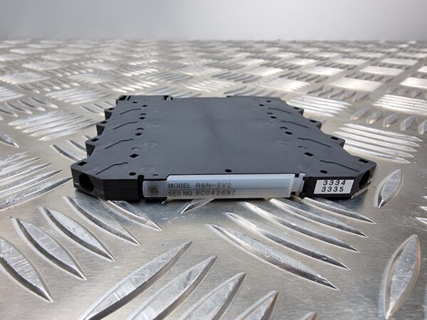 10-170.jpg M-SYSTEM R6N-SV2 DC voltage input