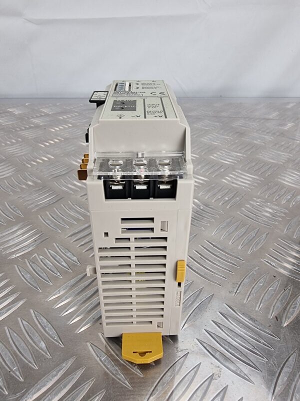 Omron S8T-DCBU-02 Buffer Block