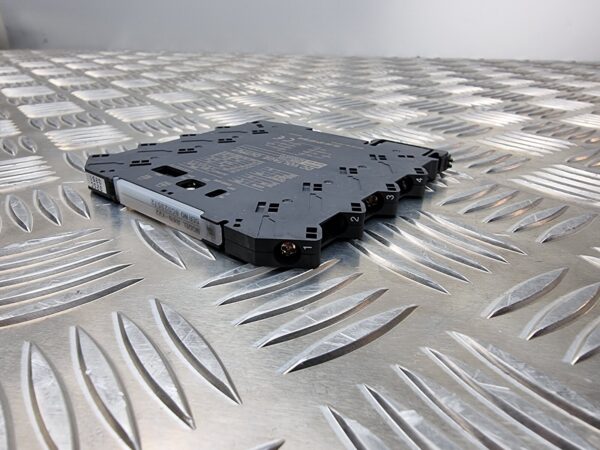 10-178.jpg M-SYSTEM R6N-YV2 DC voltage output