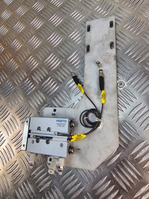 10-1827.jpg Festo DFM Guided Pneumatic Slide Cylinder w/ Sensors & Mounting Plate