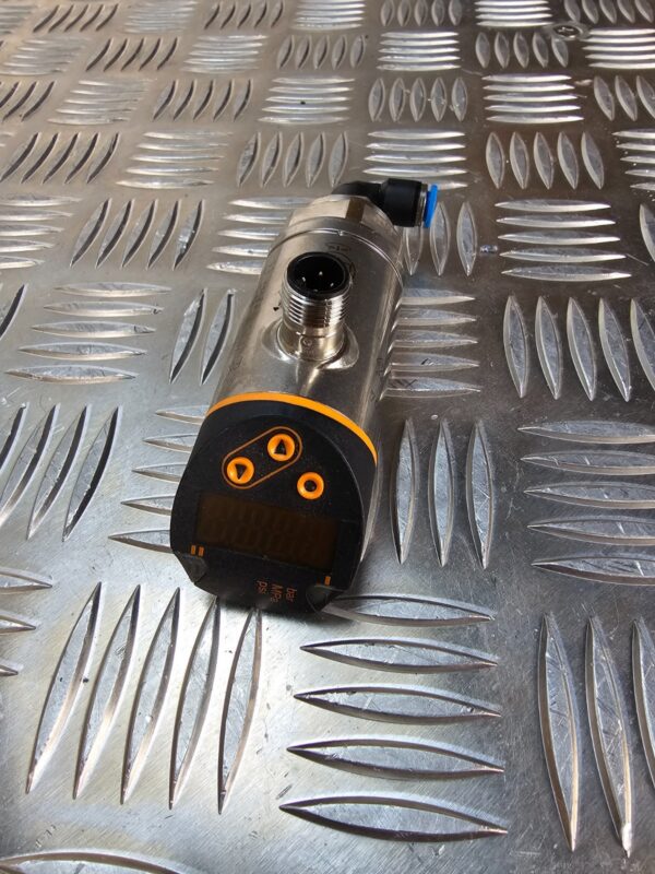 10-1856.jpg IFM PN7094 Pressure Sensor with Display