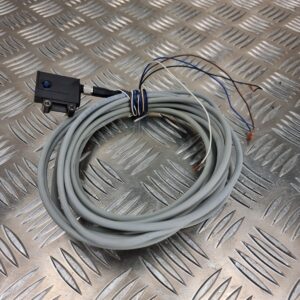 10-1873.jpg One piece. Ifm electronic reflective light barrier OJ5114