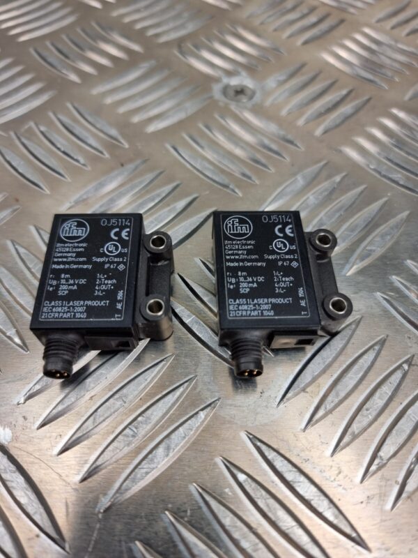 10-1874.jpg One piece. Ifm electronic reflective light barrier OJ5114
