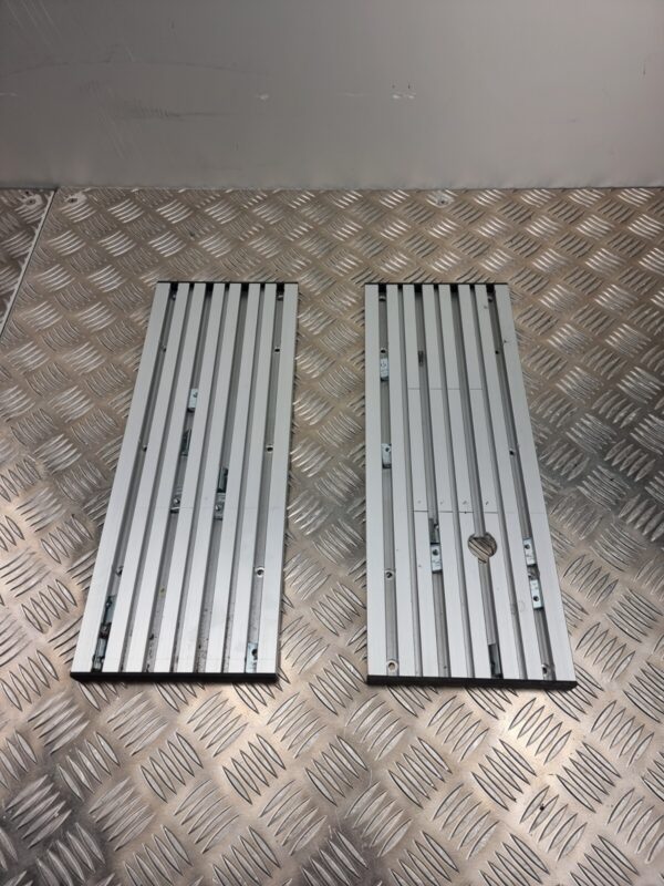 10-1896.jpg One piece. T slot fixture plate 42 x 16 cm, aluminum, t-track, metalworking
