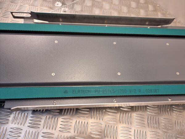 10-190.jpg Toothed belt conveyor lenght 81cm, width 23cm