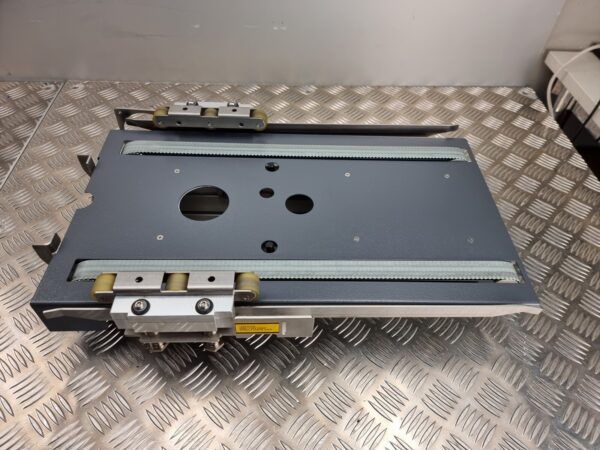 10-1907.jpg Toothed belt conveyor lenght 51cm, width 24,5cm