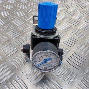10-1972.jpg Festo LRP-1 4-4 159501 Precision pressure regulator