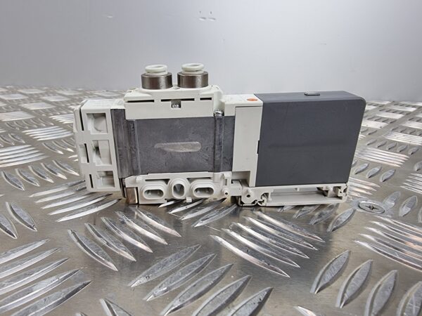 10-1987.jpg SMC SQ2131-51-L6-X36-Q Solenoid Valve 0,15-0,7 MPa