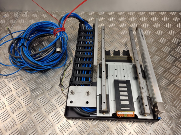 10-20.png IDAM MP015536 Linear Motor with Heidenhain LC483 10nm Glass Scale – 270mm Travel