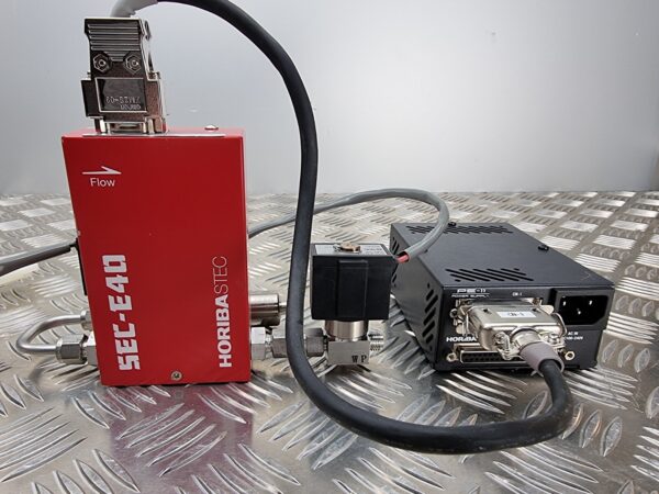 10-203.jpg HORIBA STEC, SEC-E40, Mass Flow Controller full set