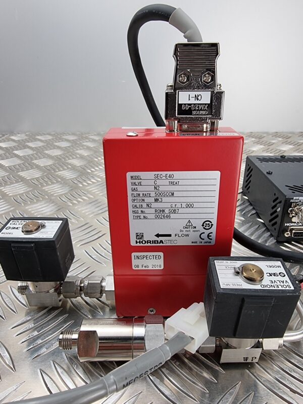 10-206.jpg HORIBA STEC, SEC-E40, Mass Flow Controller full set