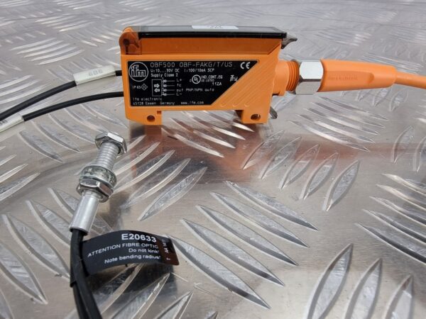 10-2062.jpg IFM OBF500 Fiber Optic Amplifier OBF-FAKG T US