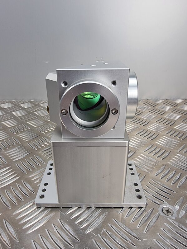 10-2120.jpg Innolas Laser Mirror w Mount, 532nm