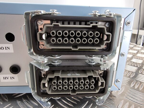 10-2243.jpg Finero FST-150 relay matrix