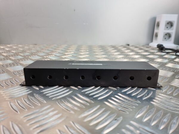 10-2258.jpg RF Bandstop Notch Filter WRCG1710/1785-8SS Wainwright Instruments