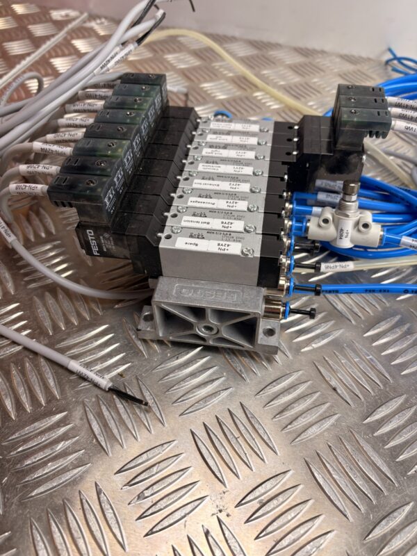 10-2293.jpg Festo Valve Manifold MEH-5/3G-5,0-B 24V + EP-ME-1/8 Pneumatic Assembly